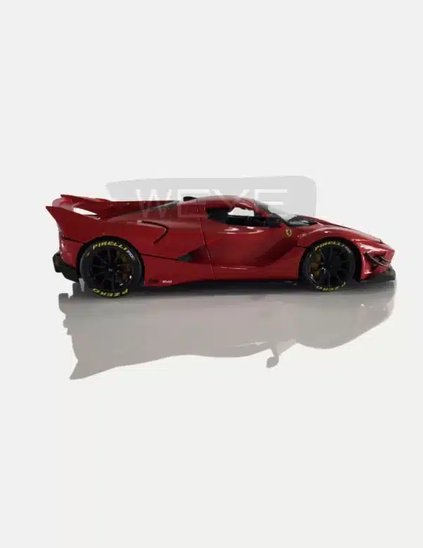 Bburago 1:18 Scale Ferrari FXX-K EVO Hybrid 6.3 V12 (2018 Red) Diecast Model Car
