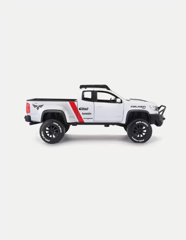 Maisto 2017 Chevrolet Colorado ZR2 Pickup Truck “Falken Tires Livery” 1:27 Scale Diecast Model Car, White & Silver
