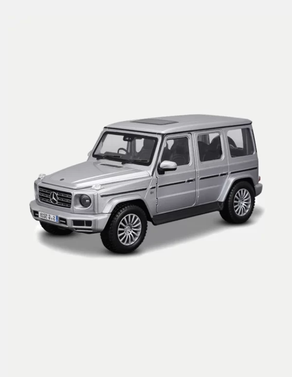 Maisto 1:25 2019 Mercedes-Benz G-Class (Silver, Red, or Black)