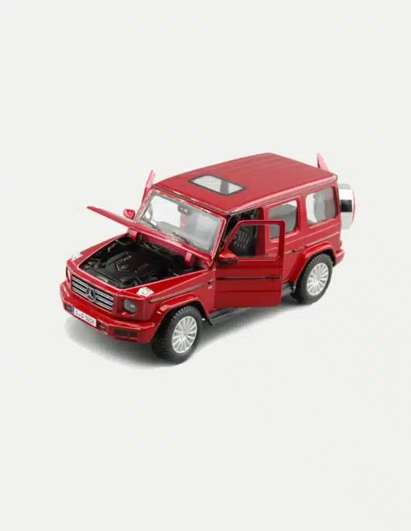 Maisto 1:25 2019 Mercedes-Benz G-Class (Silver, Red, or Black)