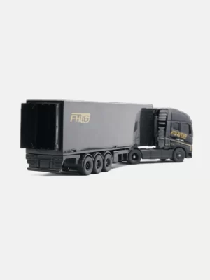 Maisto 1:87 Scale Volvo FH16 Globetrotter 750 XXL Diecast Truck Model - Rear View (Black)