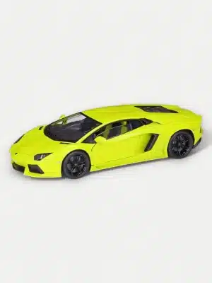 Welly FX 1:18 Lamborghini Aventador LP700-4 Diecast Model Car in Lime Green