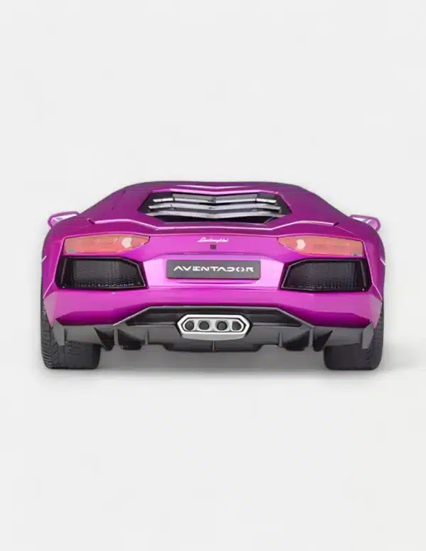 Welly FX 1:18 Lamborghini Aventador LP700-4 Diecast Model Car (Gloss Purple, Glossy Yellow, Lime Green, Blue, Pink)
