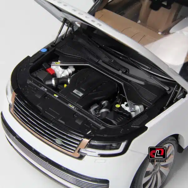LCD Models 1:18 Land Rover Range Rover SV Serenity 2022 Diecast (White with Gold Accent)