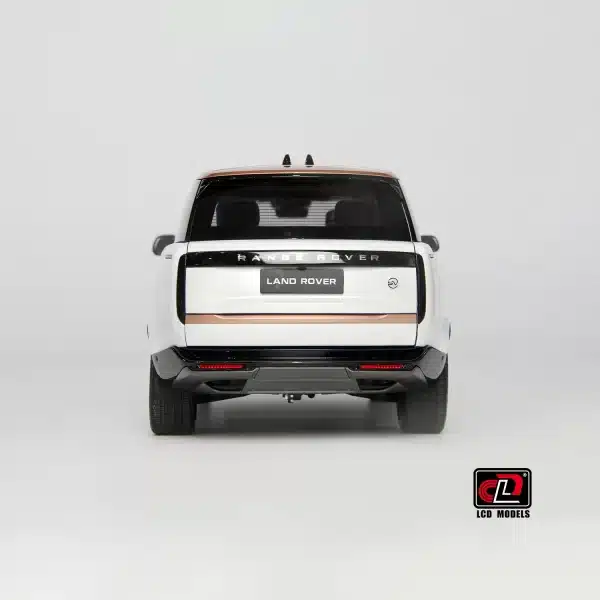 LCD Models 1:18 Land Rover Range Rover SV Serenity 2022 Diecast (White with Gold Accent)