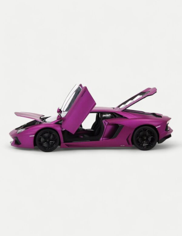 Welly FX 1:18 Lamborghini Aventador LP700-4 - Matte Purple/Black