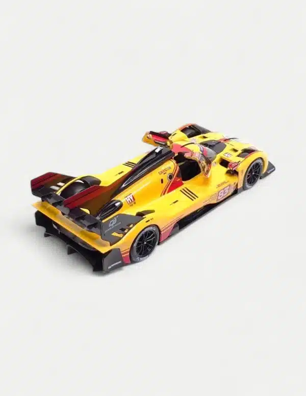 Bburago 1:18 Ferrari 499P #83 24hr Le Mans 2025 Winner - Yellow