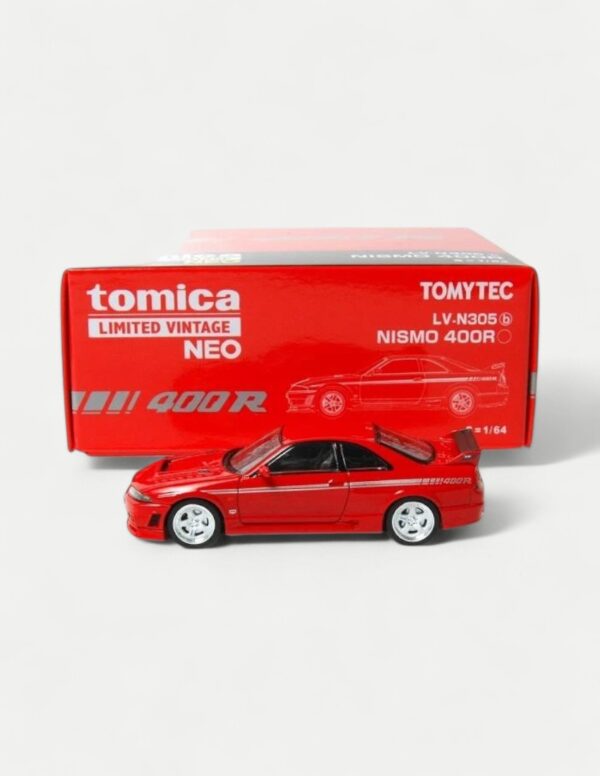 Tomytec Tomica Limited Vintage Neo 1:64 Nissan NISMO 400R - Red