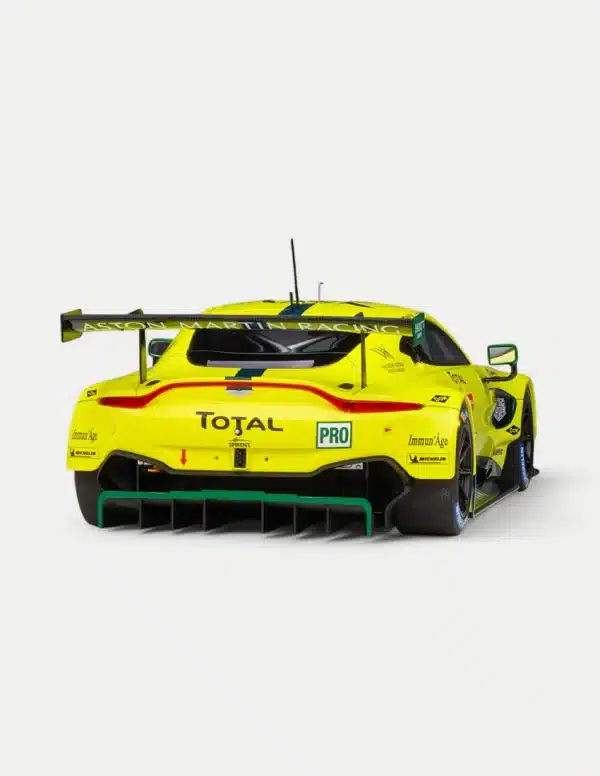 AUTOart 1:18 Aston Martin Vantage GTE Pro #97 - Le Mans 24h 2018