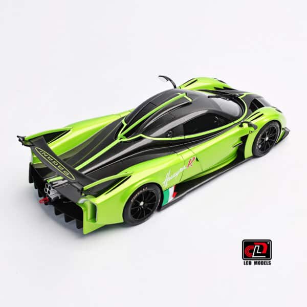 LCD Models 1:18 Pagani Huayra R - Green