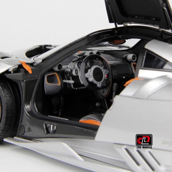 [PRE-ORDER] LCD Models 1:18 Pagani Imola - Silver
