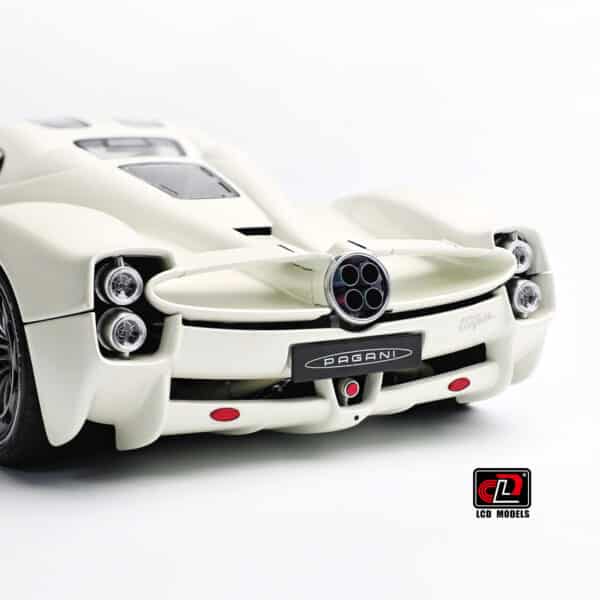 [PRE-ORDER] LCD Models 1:18 Pagani Utopia - Pearl White