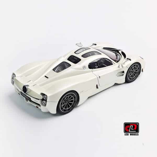 [PRE-ORDER] LCD Models 1:18 Pagani Utopia - Pearl White