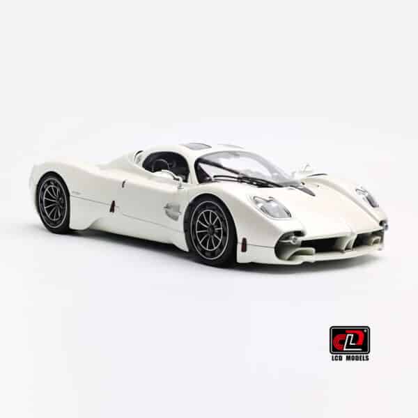 [PRE-ORDER] LCD Models 1:18 Pagani Utopia - Pearl White