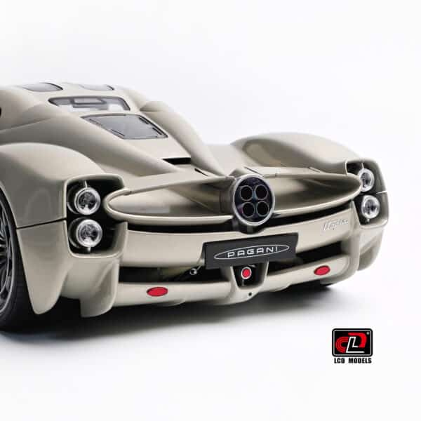 [PRE-ORDER] LCD Models 1:18 Pagani Utopia - Rinascimento Lucido / Champagne Gold