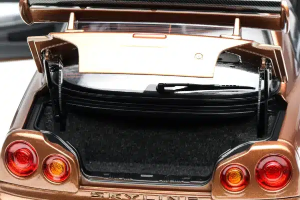 Motorhelix 1:18 Nissan Skyline GT-R (R34) Customized Version - Bronze Metallic (Limited 799pcs)