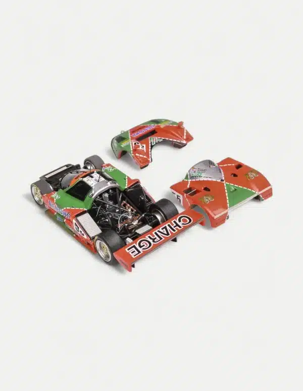 MOTORHELIX 1:64 Mazda 787B #55 'Renown' 1991 Le Mans Winner Diecast Model