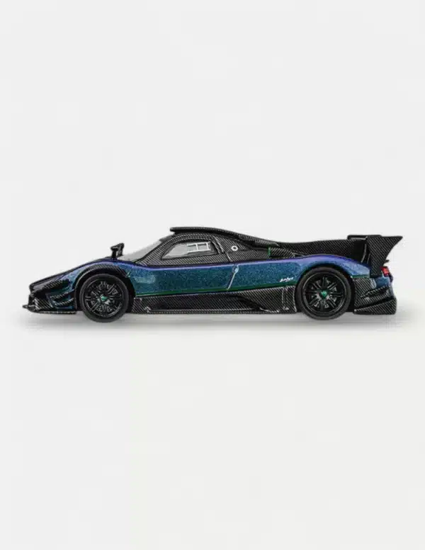 [PRE-ORDER] CM Model 1:64 Pagani Zonda Revolucion - Chameleon