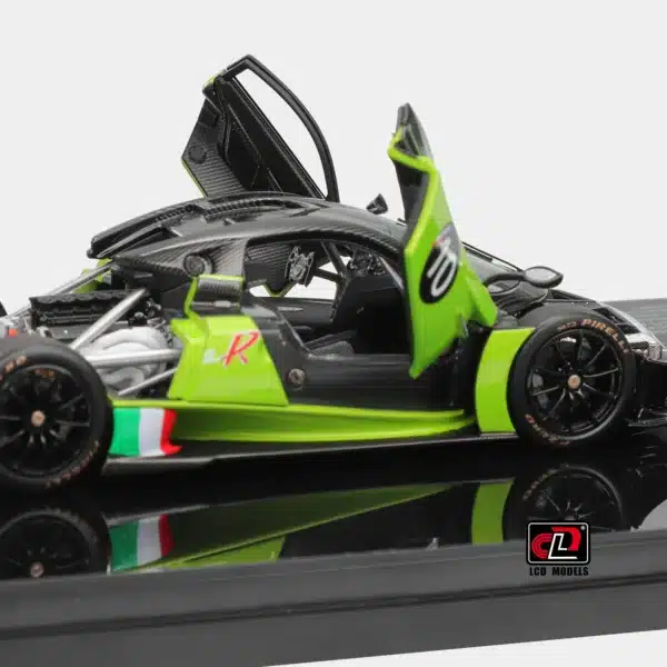 [PRE-ORDER] LCD Models 1:43 Pagani Huayra R - Apple Green