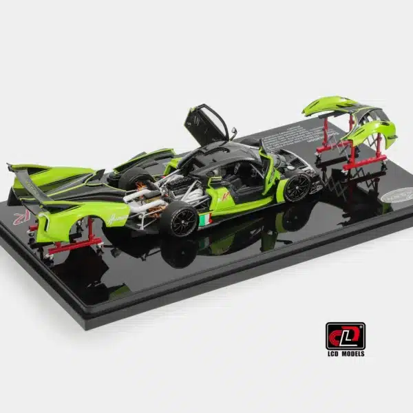 [PRE-ORDER] LCD Models 1:43 Pagani Huayra R - Apple Green