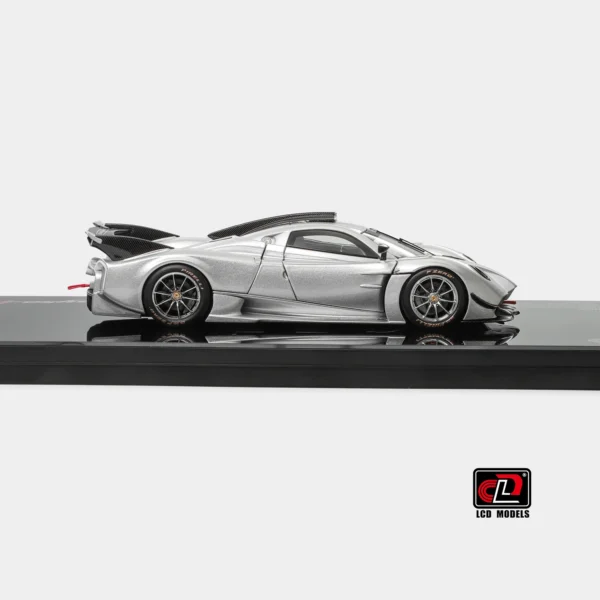 [PRE-ORDER] LCD Models 1:43 Pagani Huayra R - Silver