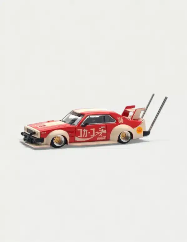 POP RACE 1:64 Nissan Skyline C210 "Bosozoku Style" - Coca-Cola (JP) Red