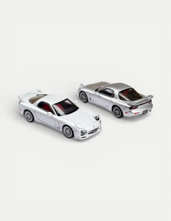 Focal Horizon FH 1:64 Mazda RX-7 FD3S A Spec (Mazdaspeed) - White / Silver