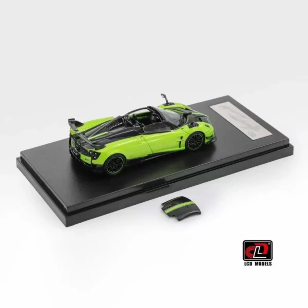 LCD Models 1:64 Pagani Huayra BC Roadster - Apple Green