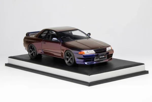 MotorHelix 1:18 Nissan Skyline GT-R (R32) Customized Version - Purple (Resin, Limited 199)