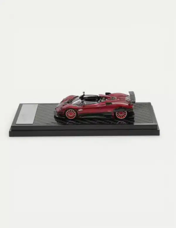 LCD Models 1:64 Pagani Zonda HP Barchetta - Carbon Red