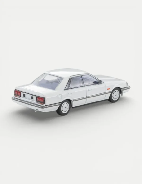Tomytec TLV-N 1:64 Nissan Skyline 4-door HT 1800 Passage (1985) LV-N351a