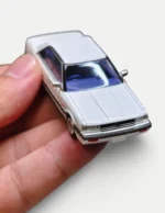 Tomytec TLV-N 1:64 Nissan Skyline 4-door HT 1800 Passage (1985) LV-N351a