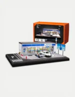 SHOU CANG JIA 1:64 Lawson Convenience Store (Large) Diorama with LED Lighting & Accessories