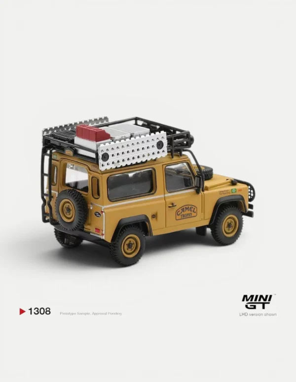 MINI GT #1308 1:64 Land Rover Defender 90 1985 Camel Trophy Borneo Team Brazil
