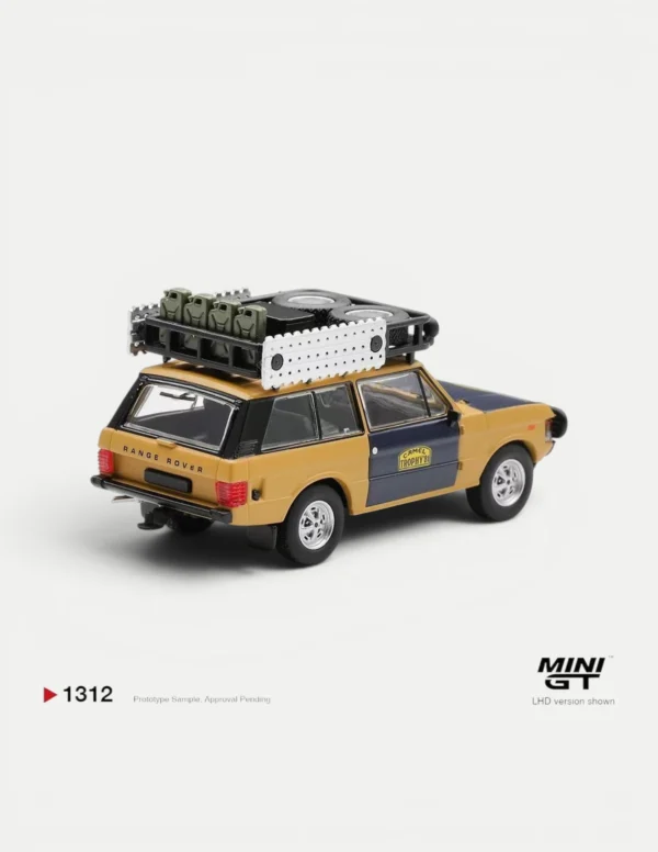 MINI GT #1312 1:64 Land Rover Range Rover 1981 Camel Trophy Sumatra H.Fischer & W.Bays