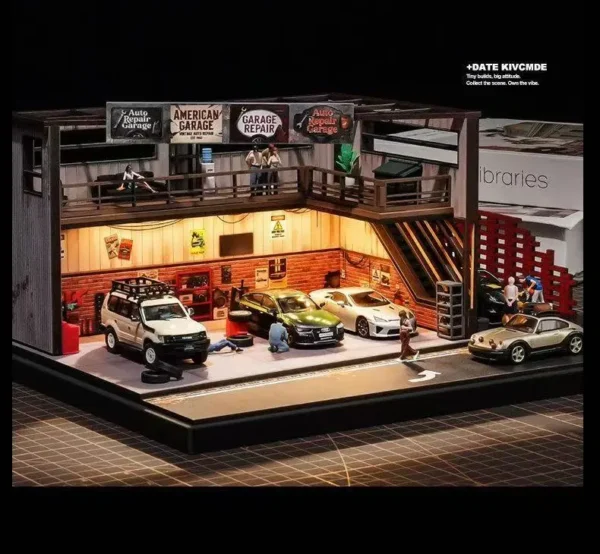 SHOU CANG JIA 1:64 Scale Vintage American Garage Diorama (Double-Deck with LED)