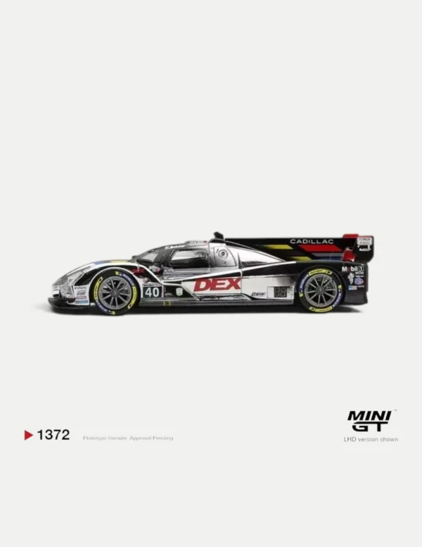 MINI GT #1372 1:64 Cadillac V-Series.R #40 Cadillac Wayne Taylor Racing 2025 IMSA Daytona 24 Hrs