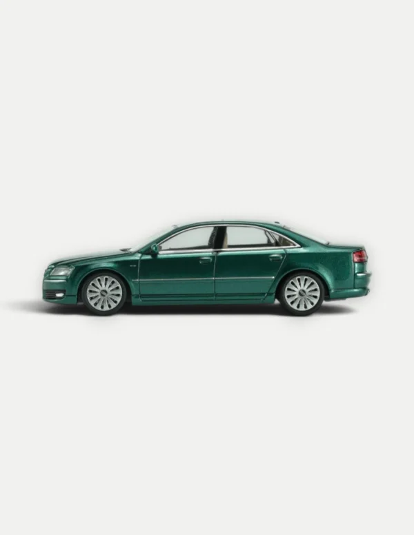 Motorhelix 1:64 AUDI A8 (D3) 2008 Emerald Jade Metallic - M68208